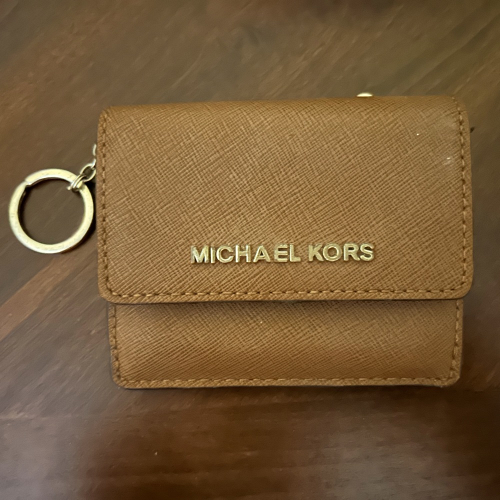 Michael Kors Leather wallet